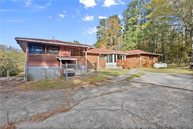 $219,900 | 2247 Cypress Avenue, Morrow, GA 30260