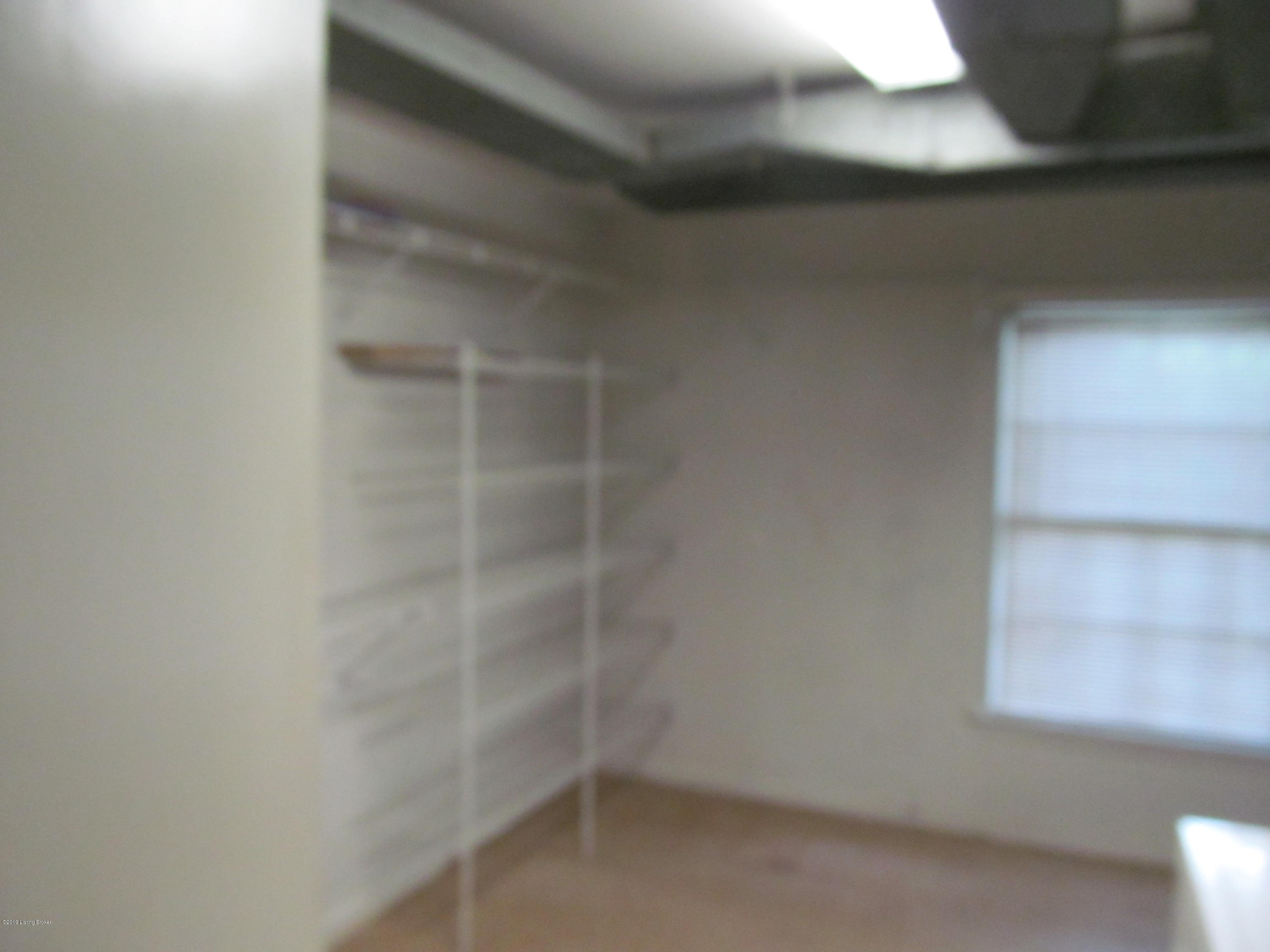 7815 Crown Top Road Louisville, KY 40241 - Photo 33 of 35 Laundry/Utility