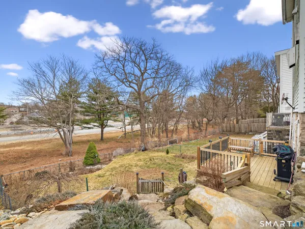 $349,900 | 131 Norwood Avenue, New London, CT 06320