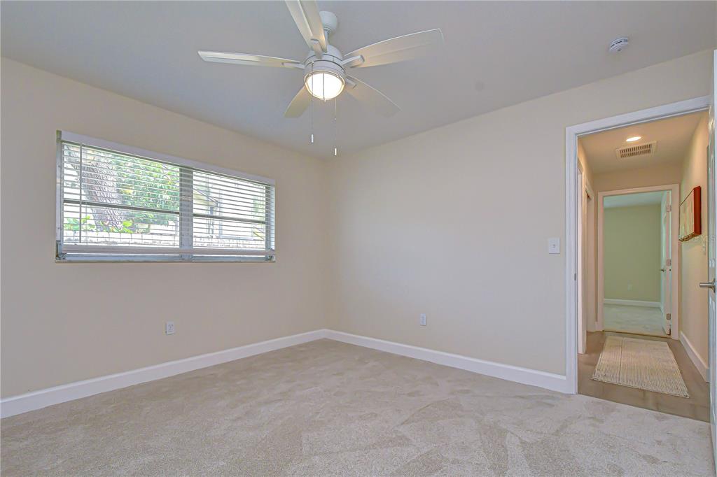 2167 Lakeview Road Clearwater, FL 33764 - Photo 20 of 31