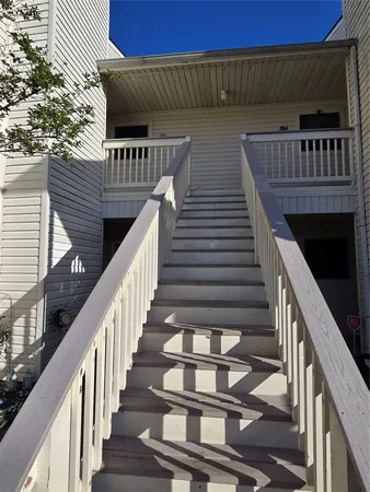 $115,000 | 7600 Emmett F Lowry Expressway, Unit 304, Texas City, TX 77591