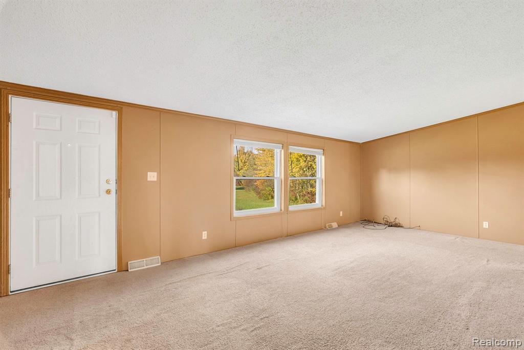 4047 Myron Road Fort Gratiot, MI 48059 - Photo 17 of 60