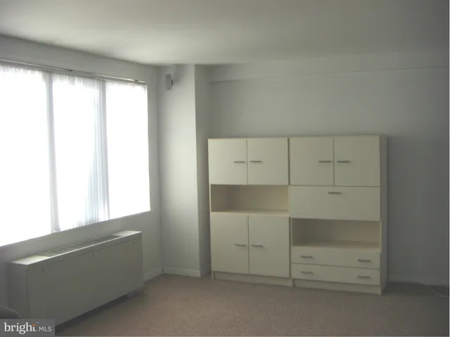 $1,750 | 1200 North Nash Street, Unit 262, Arlington, VA 22209