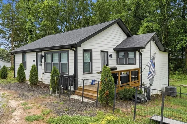 $425,000 | 12836 Cumming Highway, Canton, GA 30115