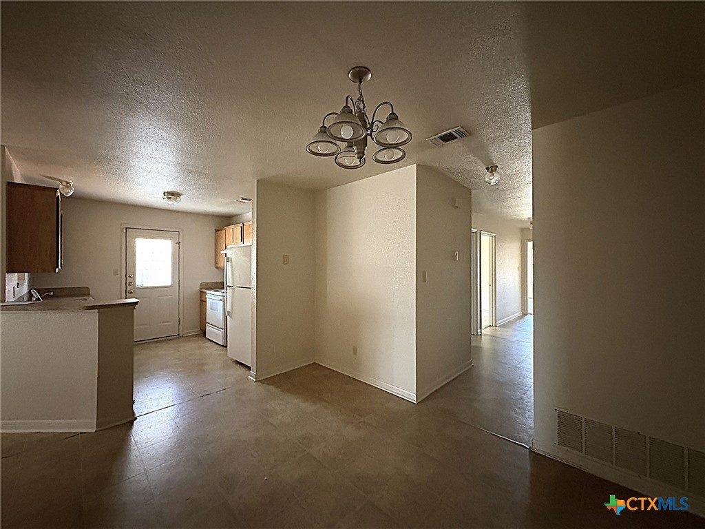 2703 Vernice Loop, Unit A Killeen, TX 76549 - Photo 8 of 20