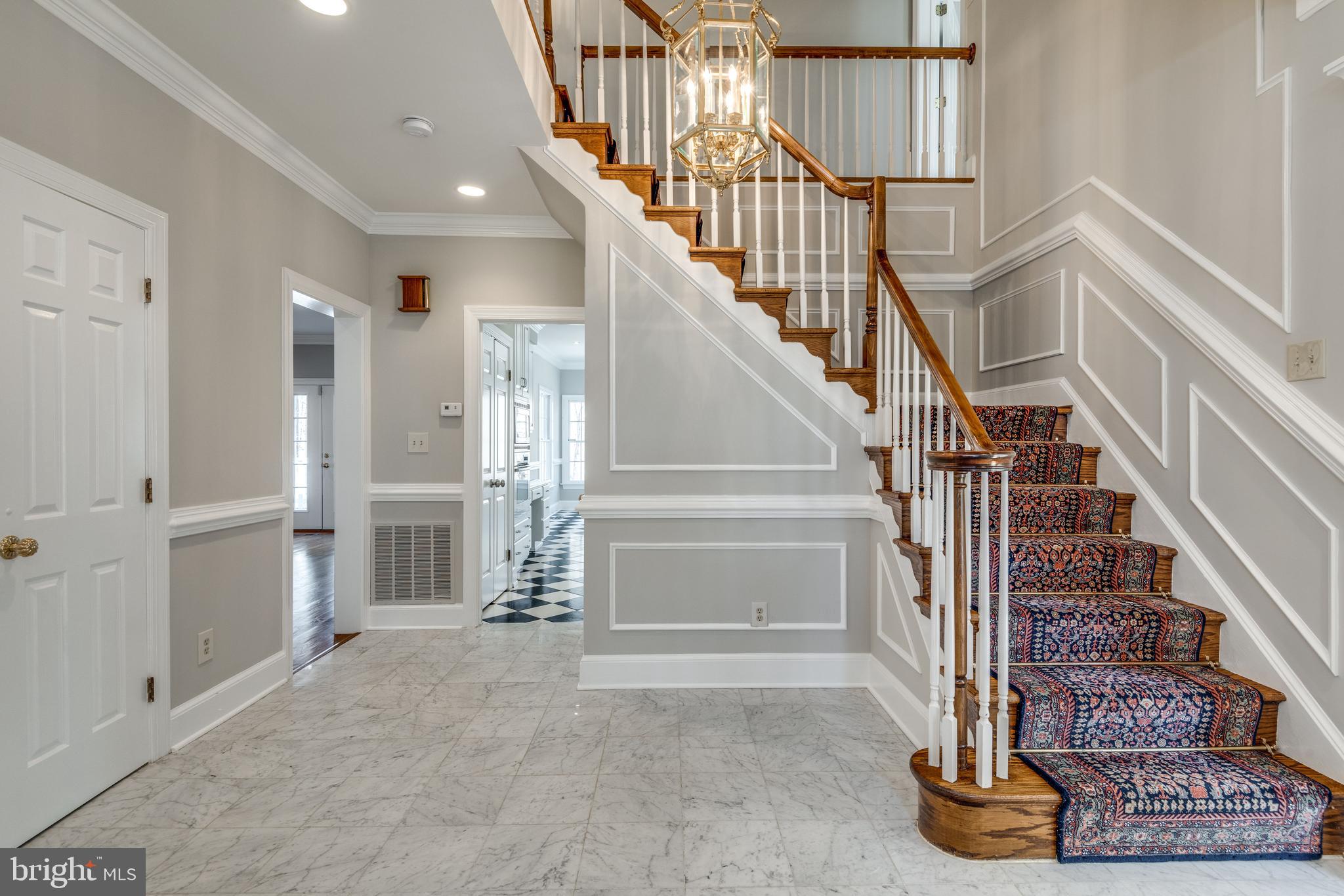 728 Springvale Road Great Falls, VA 22066 - Photo 4 of 37 Foyer