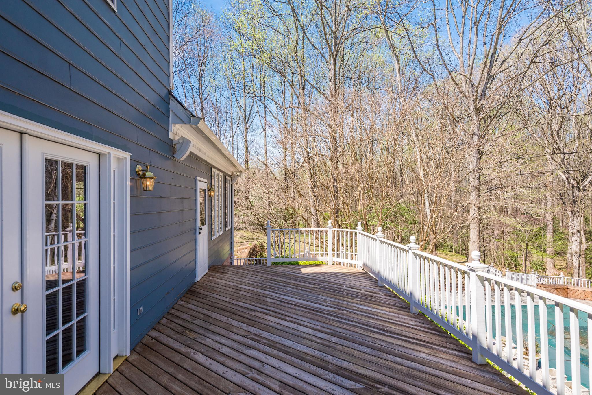 728 Springvale Road Great Falls, VA 22066 - Photo 33 of 37 Exterior
