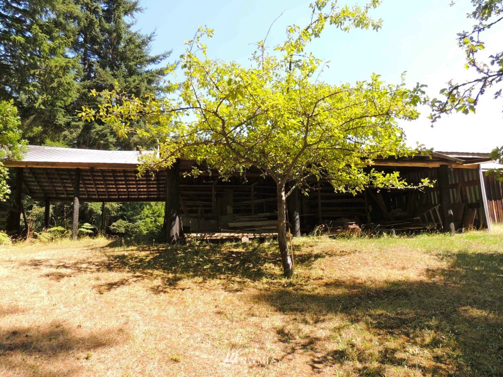 7230 Cultus Bay Road Clinton, WA 98236 - Photo 25 of 25 Gallery Image 25