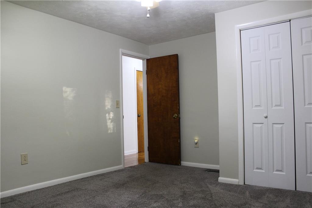 240 State Line Road Burgettstown, PA 15021 - Photo 16 of 42 an empty room with closet area