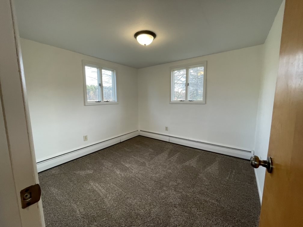 4136 South Betsie River Road Interlochen, MI 49643 - Photo 7 of 21 1886526-6.JPG