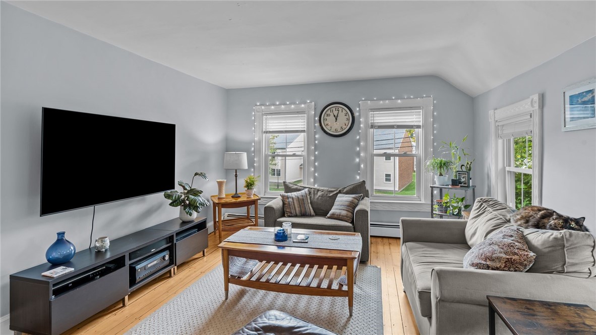 3 Chestnut Street Bristol, RI 02809 - Photo 11 of 42