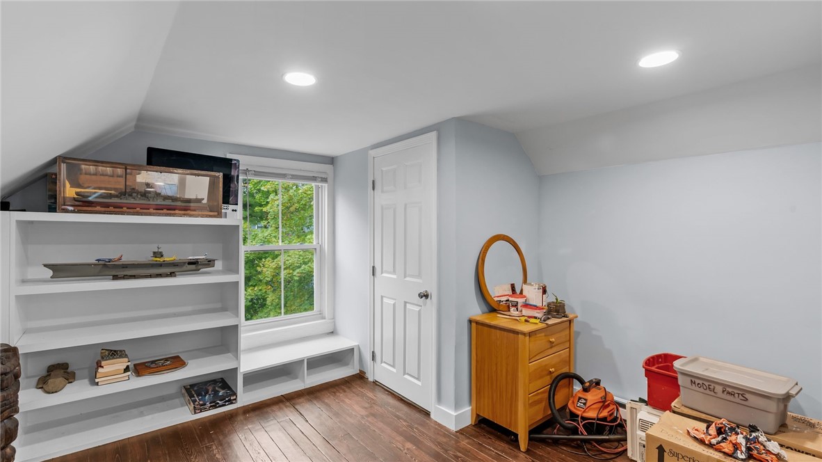 3 Chestnut Street Bristol, RI 02809 - Photo 23 of 42