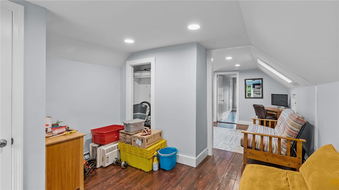 3 Chestnut Street Bristol, RI 02809 - Photo 24 of 42