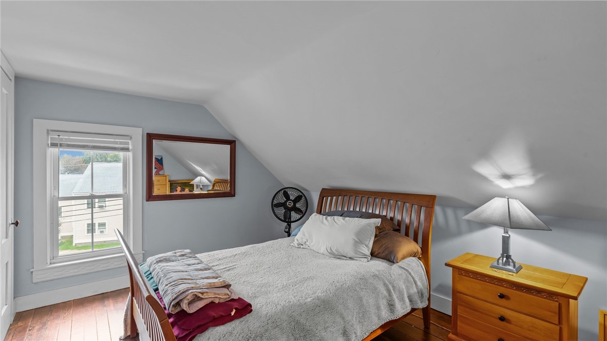 3 Chestnut Street Bristol, RI 02809 - Photo 25 of 42