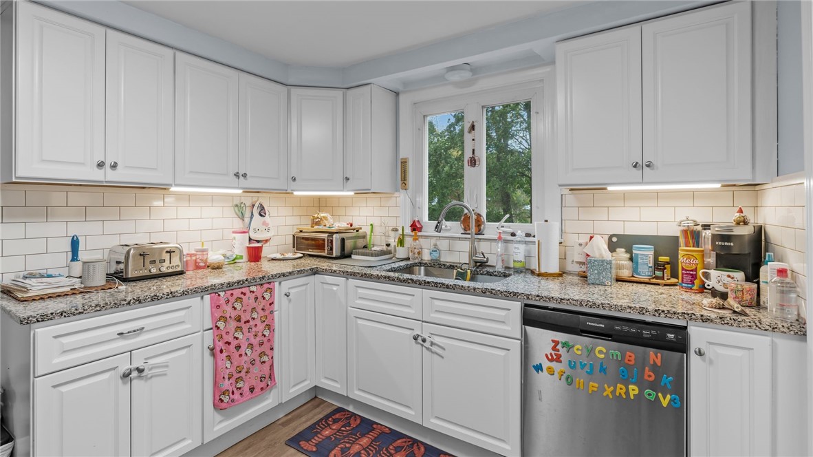 3 Chestnut Street Bristol, RI 02809 - Photo 27 of 42