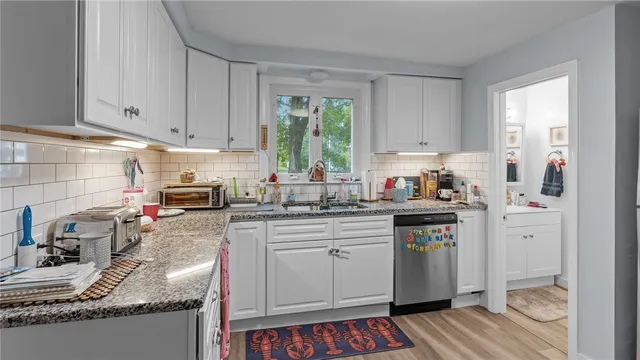 $735,000 | 3 Chestnut Street, Bristol, RI 02809