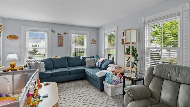 $735,000 | 3 Chestnut Street, Bristol, RI 02809