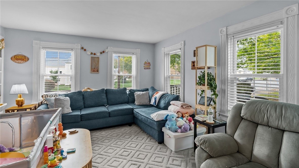 3 Chestnut Street Bristol, RI 02809 - Photo 30 of 42