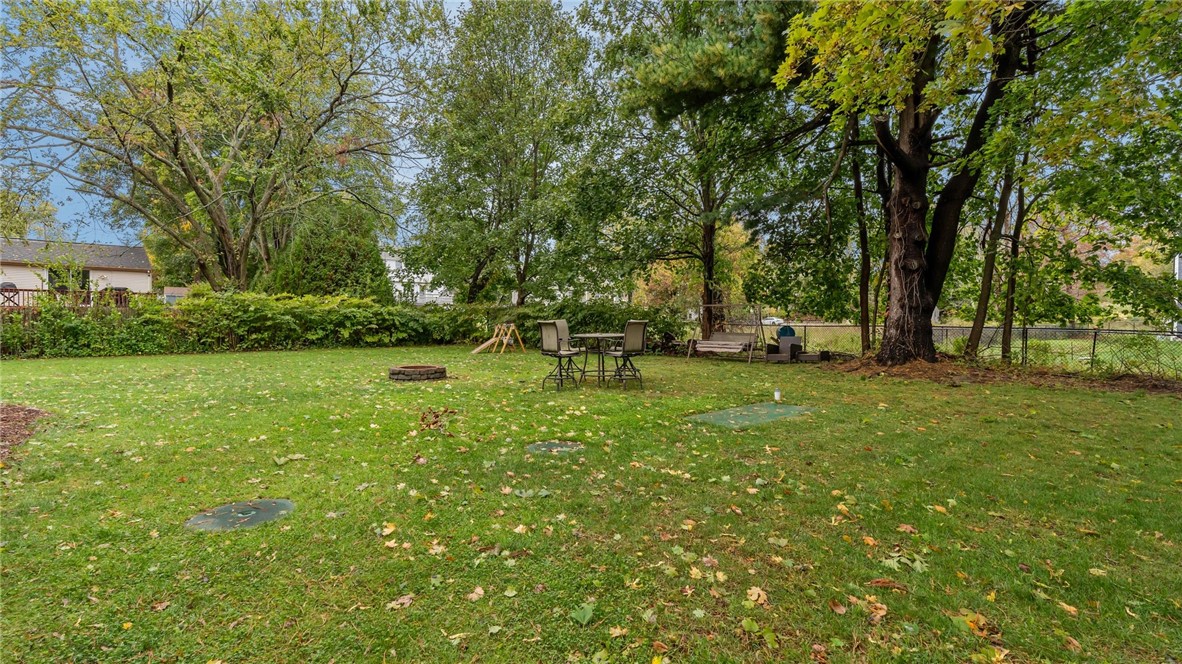 3 Chestnut Street Bristol, RI 02809 - Photo 38 of 42