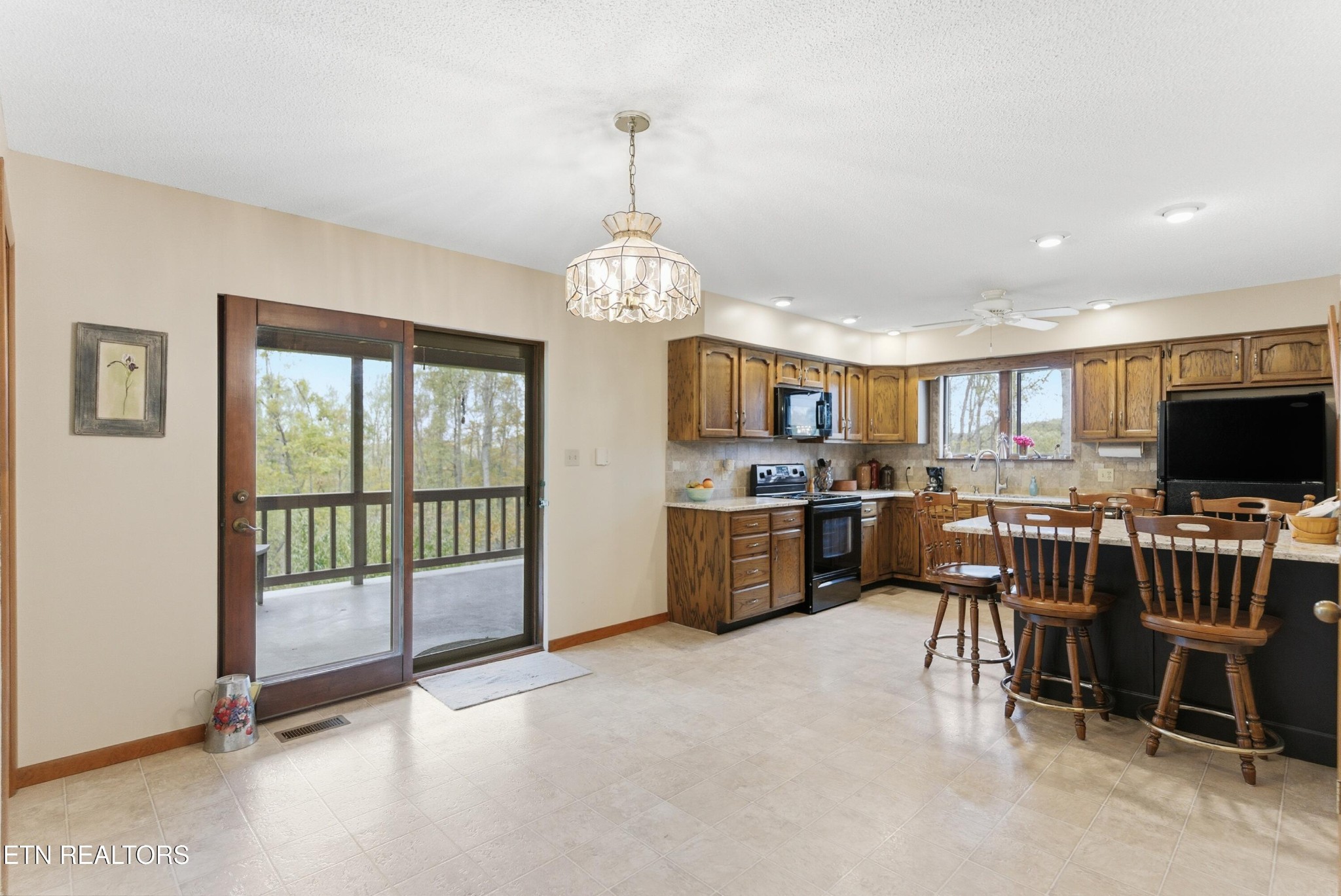 122 Fox Hunter Road Maynardville, TN 37807 - Photo 15 of 60 a view of a dining room with furniture window and outside view