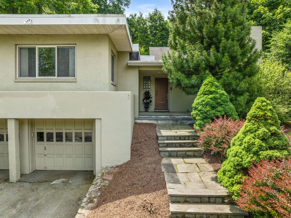 6 Wareland Road Wellesley, MA 02481 - Photo 1 of 26 Gallery Image 1