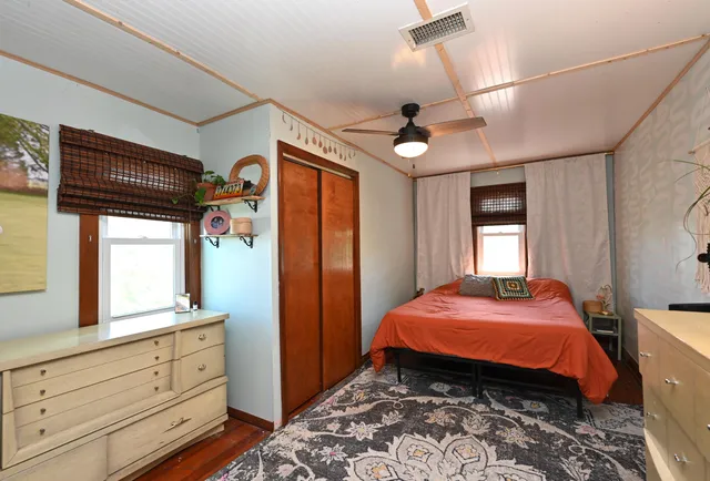 $174,900 | 606 North Monticello Street, Winamac, IN 46996