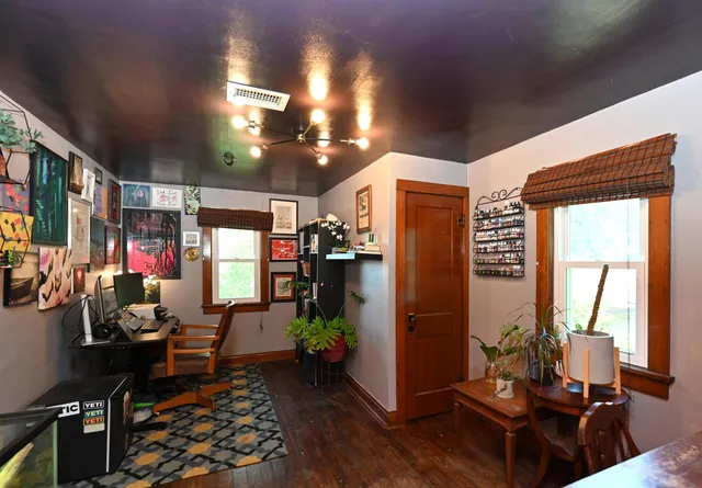 $174,900 | 606 North Monticello Street, Winamac, IN 46996