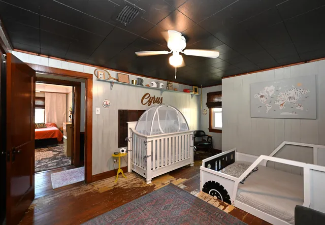 $174,900 | 606 North Monticello Street, Winamac, IN 46996