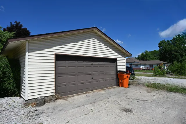 $174,900 | 606 North Monticello Street, Winamac, IN 46996