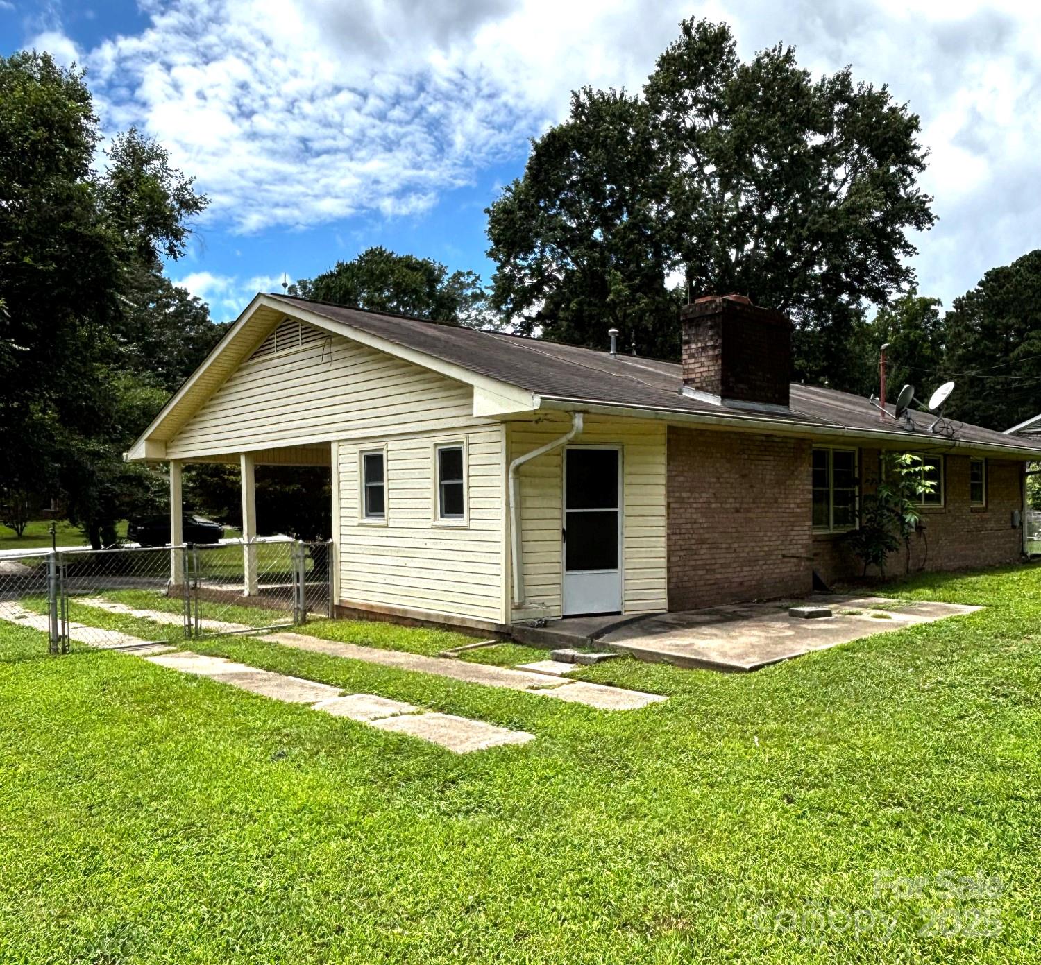 404 Sycamore Road Salisbury, NC 28147 - Photo 3 of 24 Gallery Image 3