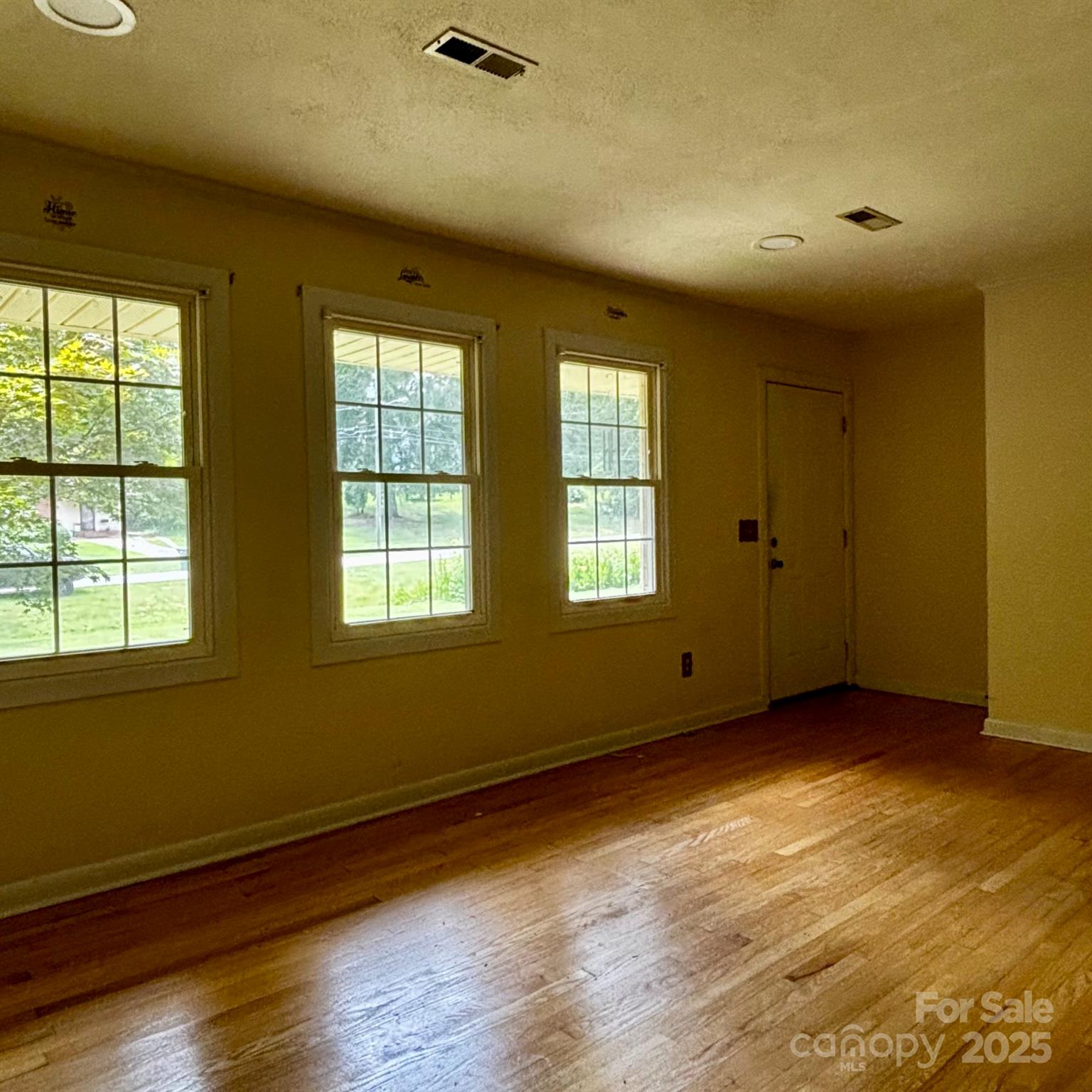 404 Sycamore Road Salisbury, NC 28147 - Photo 7 of 24 Gallery Image 7