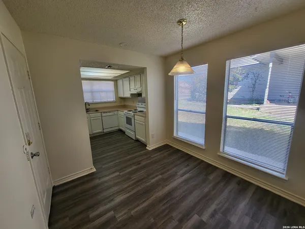 $1,250 | 9840 Ardash Lane, San Antonio, TX 78250