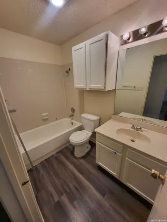 $1,250 | 9840 Ardash Lane, San Antonio, TX 78250