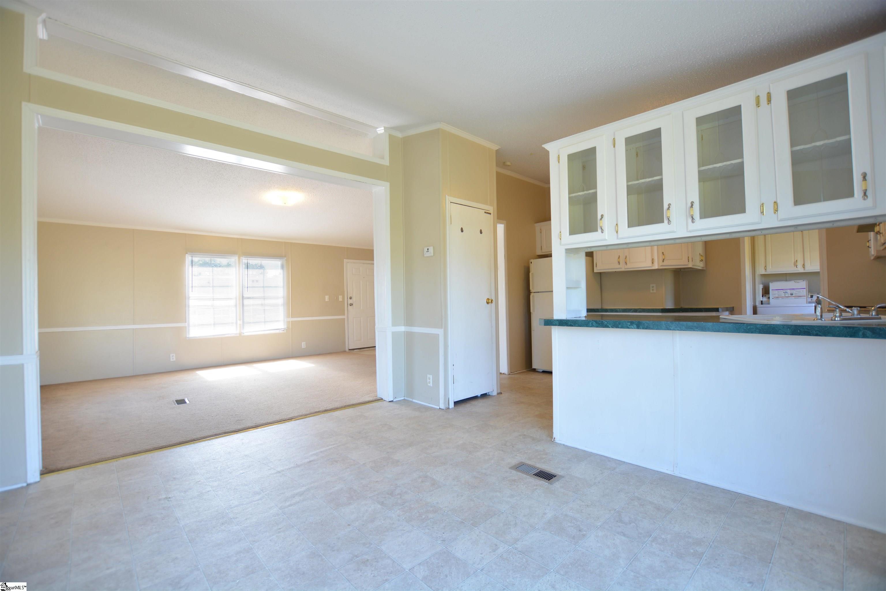 121 Arabian Way Anderson, SC 29626 - Photo 6 of 20 Gallery Image 6