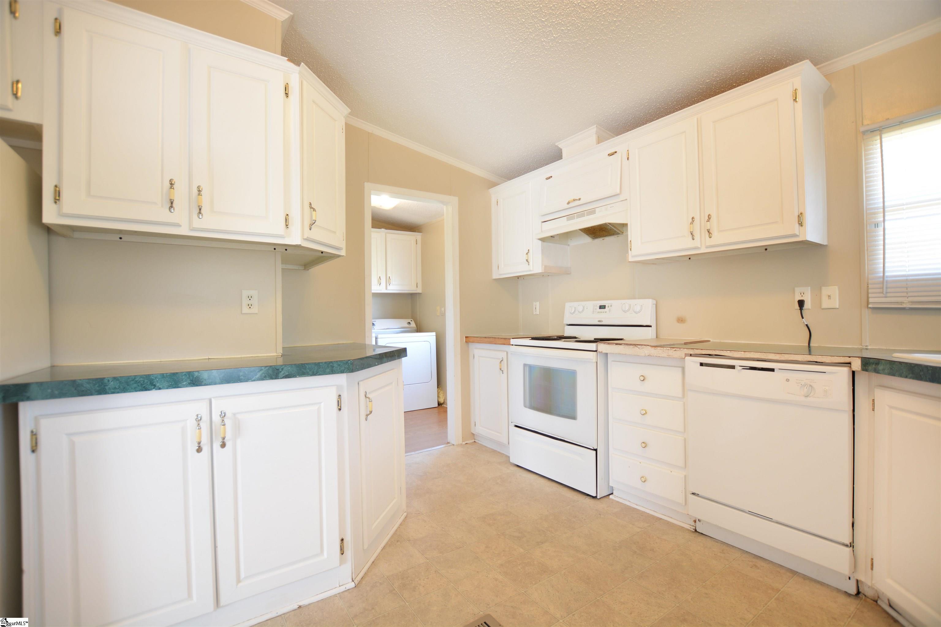 121 Arabian Way Anderson, SC 29626 - Photo 8 of 20 Gallery Image 8