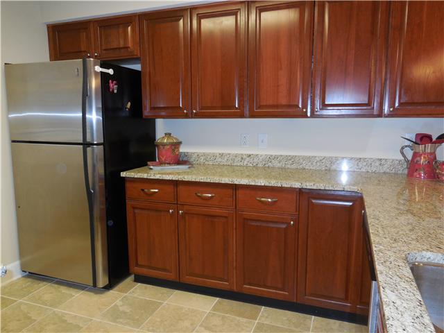 7100 Dale Ridge Road, Unit D4 Lancaster, TN 38569 - Photo 6 of 16 Note the lovely travertine tile...