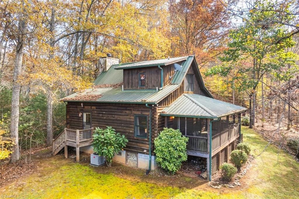 87 Prater Cove Road Franklin, NC 28734 - Photo 28 of 35