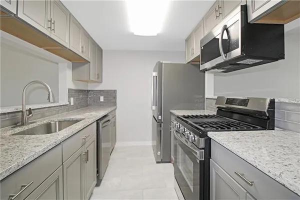 $2,000 | 204 Ivy Green Lane Southeast, Marietta, GA 30067