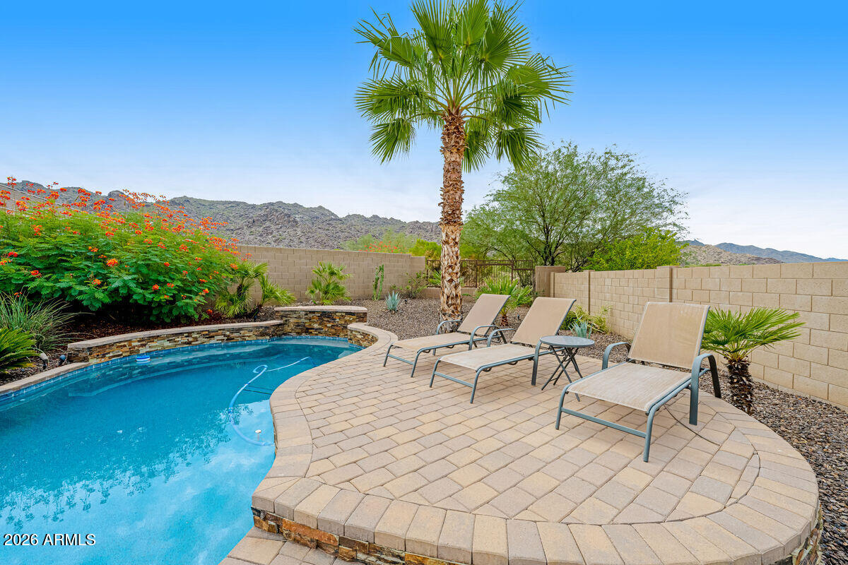 417 East Summerside Road Phoenix, AZ 85042 - Photo 2 of 29 image_173564800