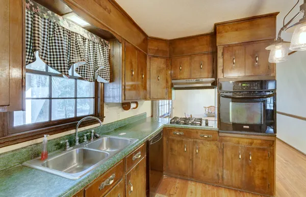 $300,000 | 101 Dorchester Lane, St. George, SC 29477