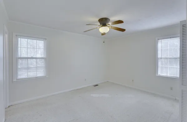 $300,000 | 101 Dorchester Lane, St. George, SC 29477