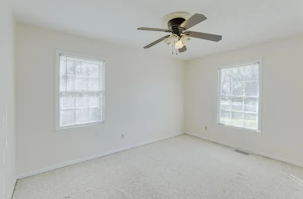 $300,000 | 101 Dorchester Lane, St. George, SC 29477