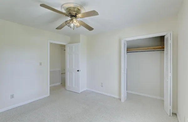 $300,000 | 101 Dorchester Lane, St. George, SC 29477