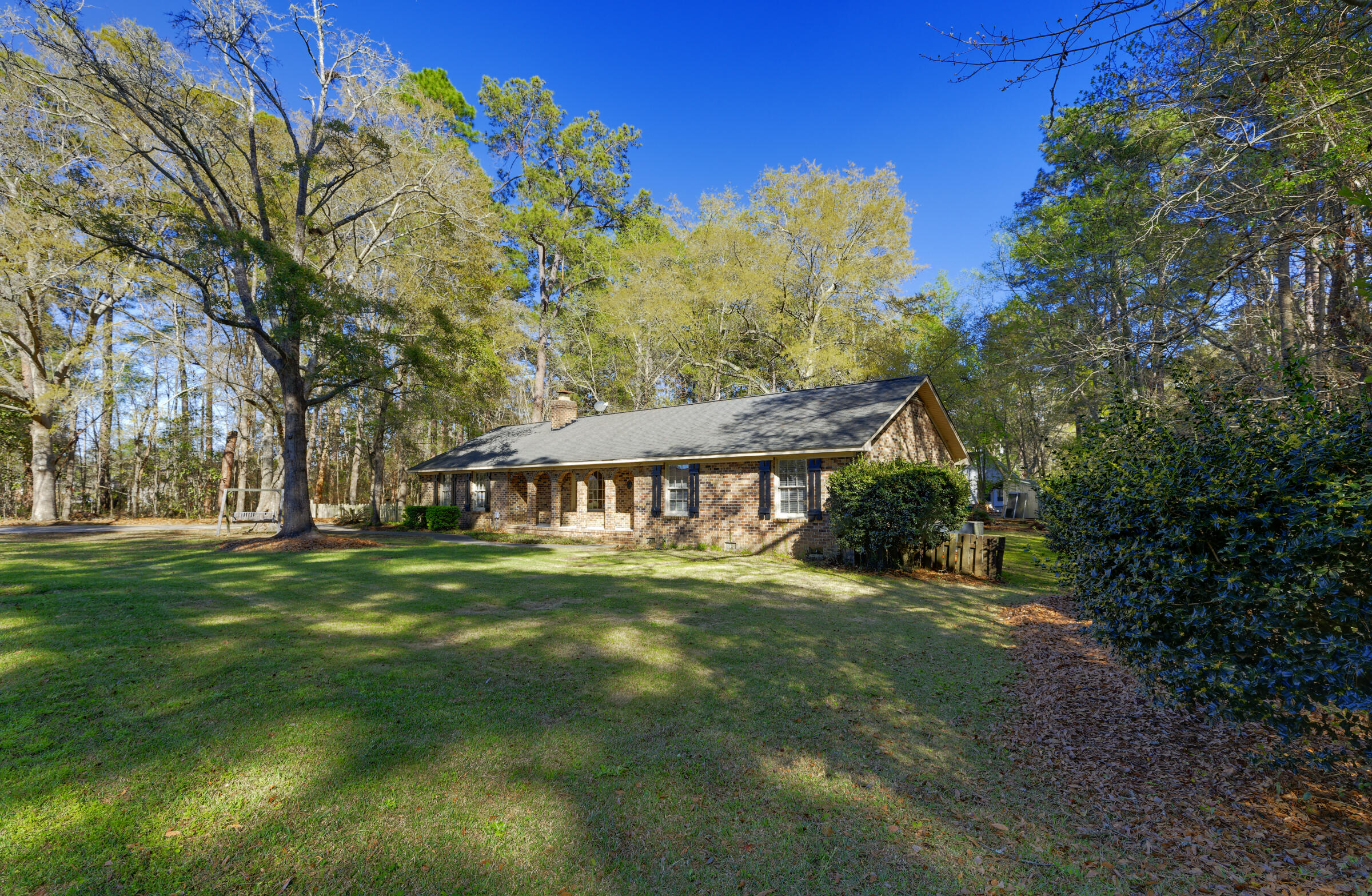101 Dorchester Lane St. George, SC 29477 - Photo 5 of 52 _MG_4736_DxO_7_DxO_8_DxONatural Custom S