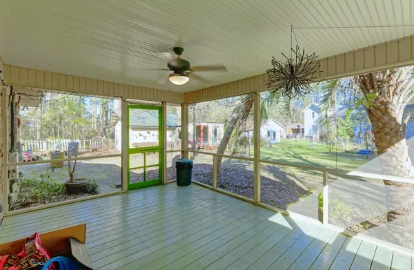 $300,000 | 101 Dorchester Lane, St. George, SC 29477