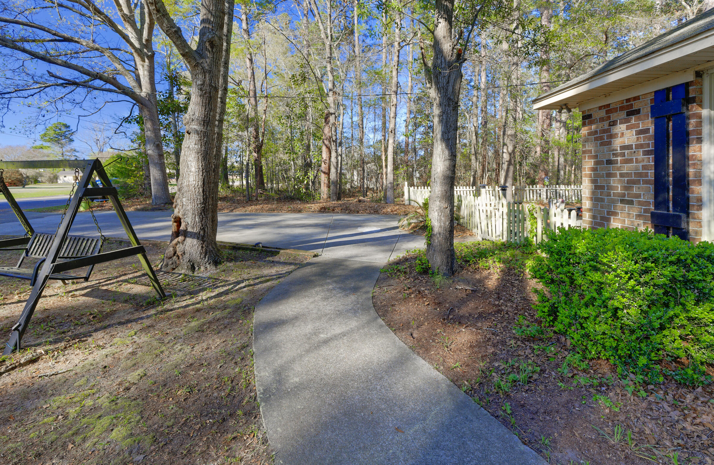 101 Dorchester Lane St. George, SC 29477 - Photo 6 of 52 _MG_4881_DxO_2_DxO_3_DxONatural Custom S
