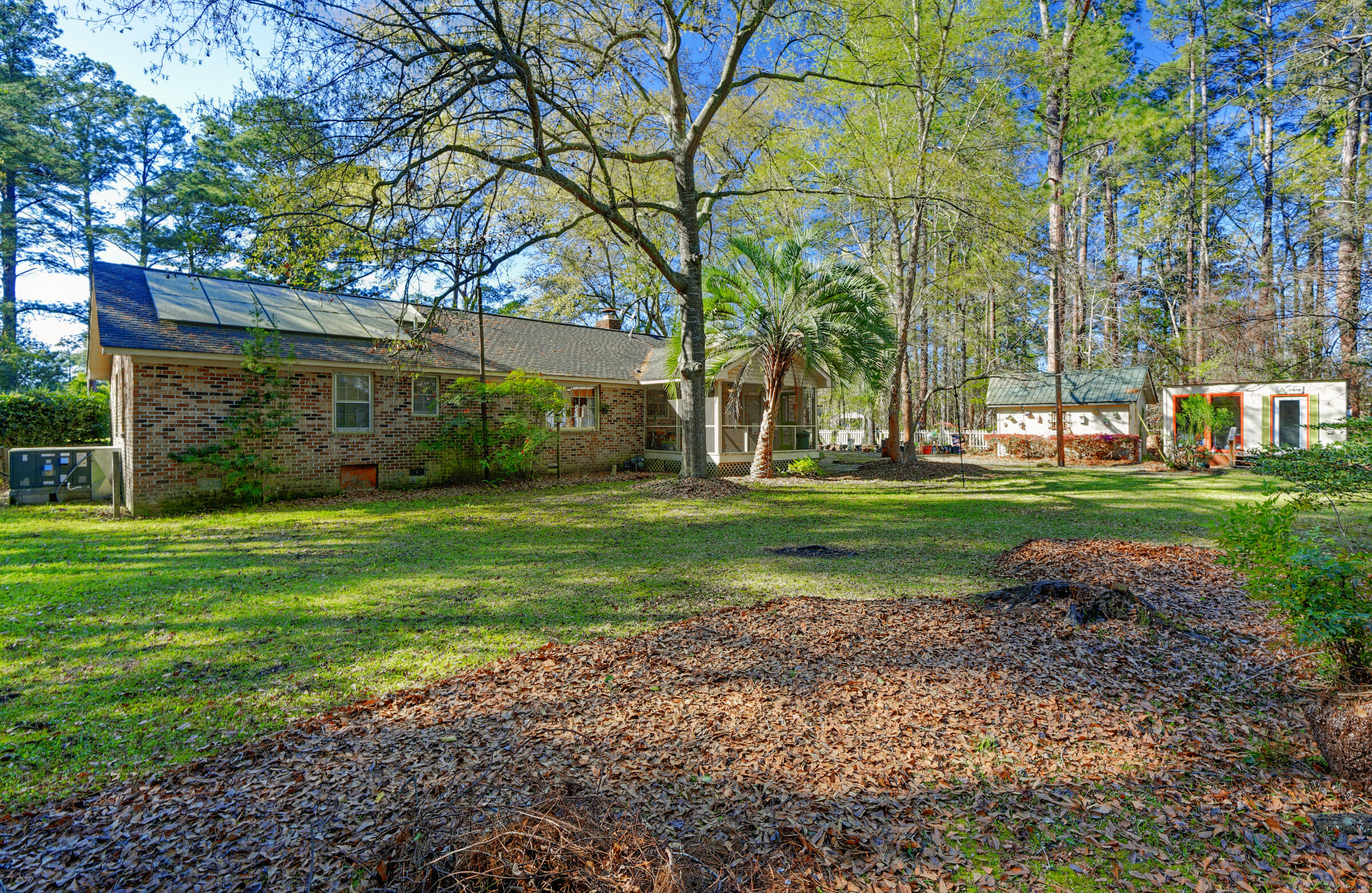 101 Dorchester Lane St. George, SC 29477 - Photo 8 of 52 _MG_4841_DxO_2_DxO_3_DxONatural Custom S