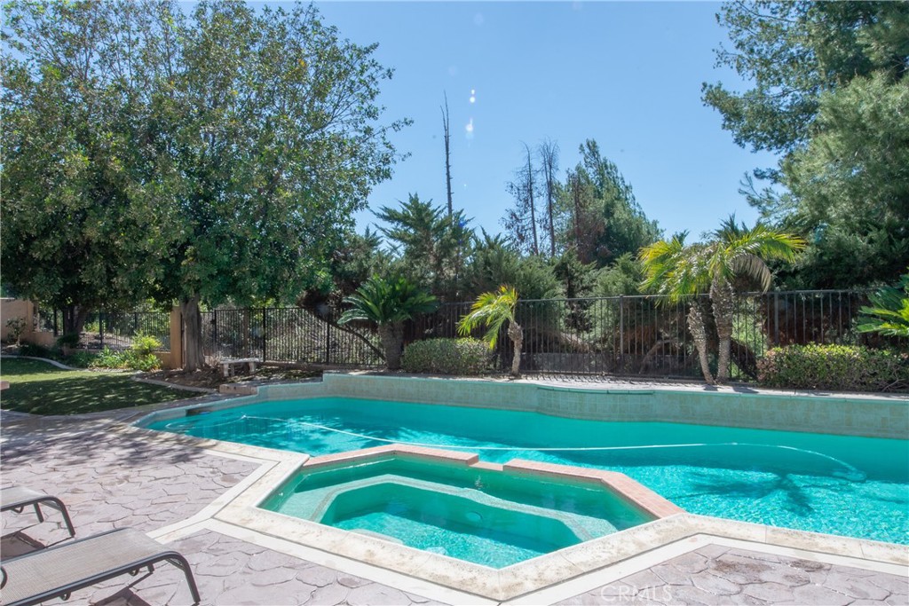 7361 Via Vista Riverside, CA 92506 - Photo 33 of 34 a view of a yard with plants