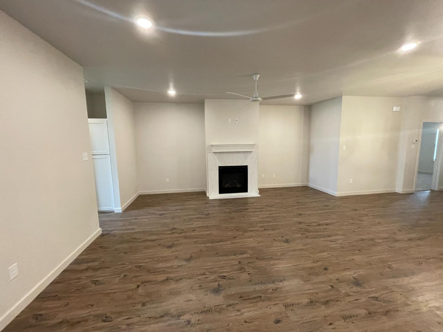 10902 Aberdeen Avenue Lubbock, TX 79424 - Photo 3 of 15 Photo 3