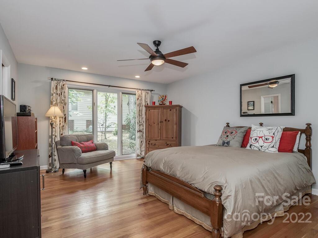 5 Sunrise Point Road Lake Wylie, SC 29710 - Photo 19 of 31 Gallery Image 19